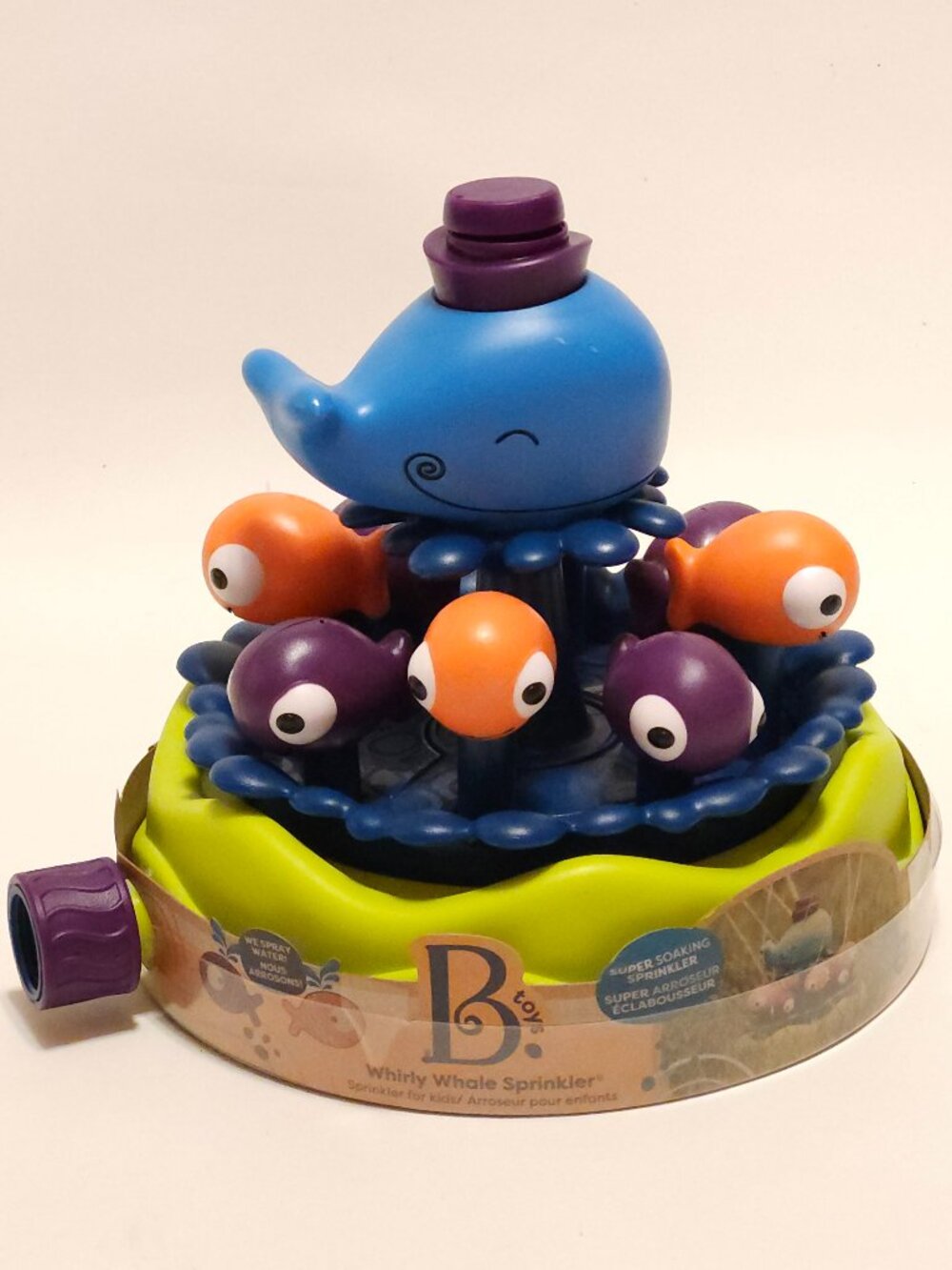 B. Super Soaking sprinkler Whirly FUN Whale Water Sprinkler NEW